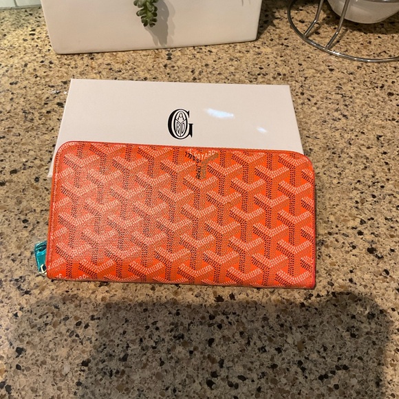 Inspired Orange Goyardine Richelieu Long Flap Bi-Fold Accordion Wallet - Picture 2 of 7